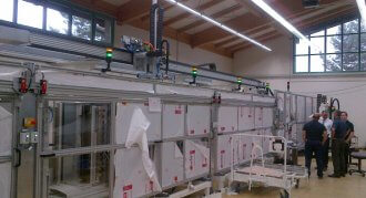 HepcoMotion - X Z Gantry System for Automotive Assembly