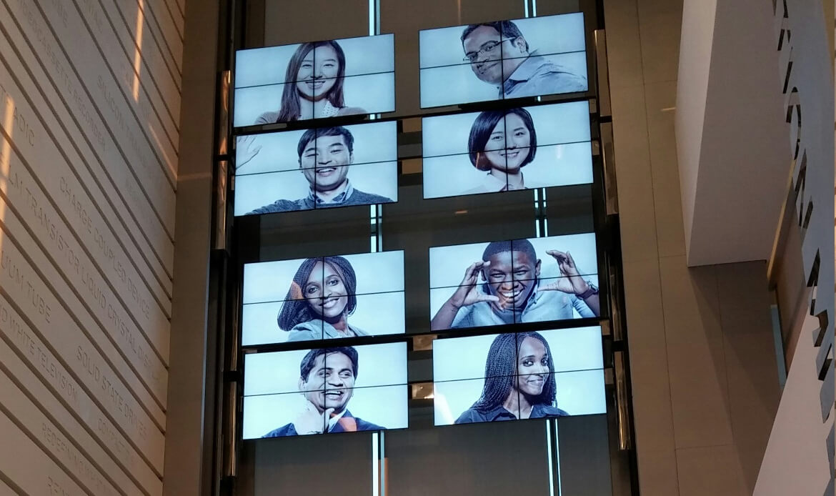 HepcoMotion - Samsung Innovation Moveable Screen Application