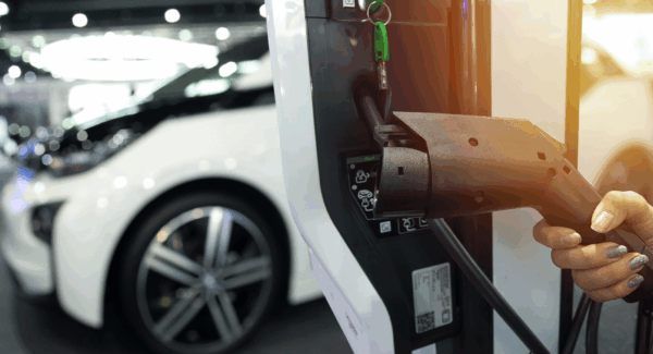HepcoMotion - Cutting-edge Electric Vehicle Battery Production using Hepco’s V Guide Systems